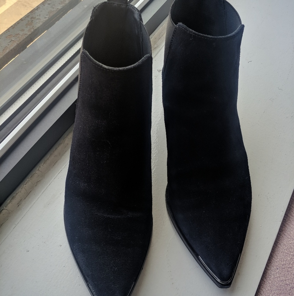 Acne Jensen Black Suede Size 37 (7 US)